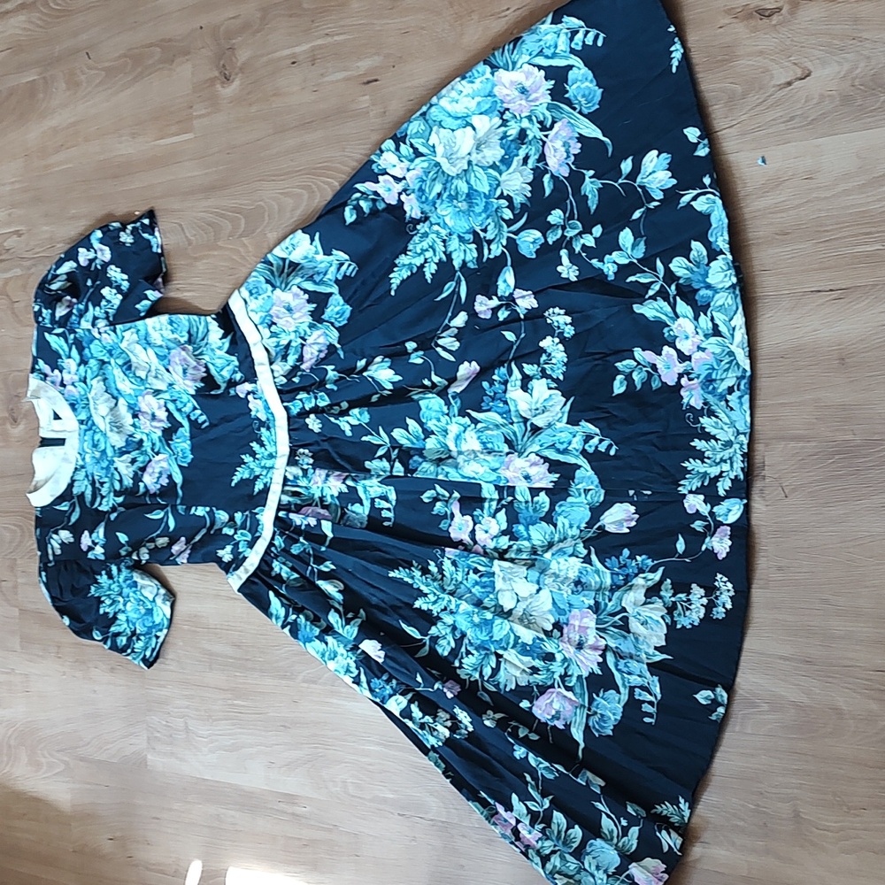 Vintage Black Floral Pleated Maxi Dress w Shoulder Pads